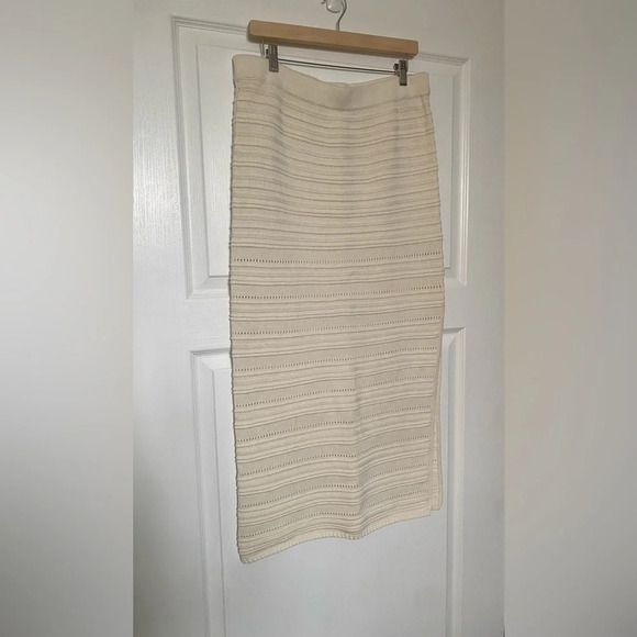 Dynamite Crochet Skirt - Picture 2 of 5